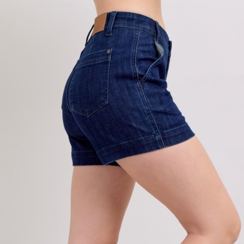 Judy Blue High-Rise Relaxed Boyfriend Dark Jean Mid-length Classic Denim Shorts - Picture 5 of 16
